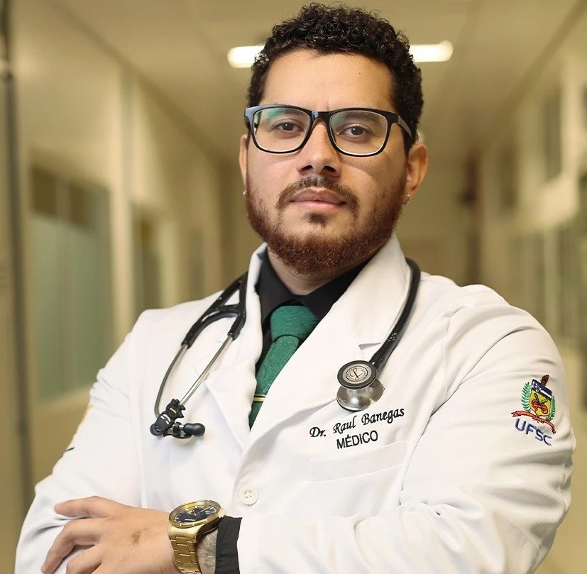Dr. José Raul Zambrana Banegas, médico responsável pela Virtus Saúde Masculina